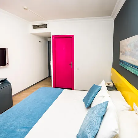 Mera Park Hotel